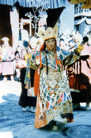 法王噶瑪巴1997年舉行冬季羌姆金剛舞法會.jpg