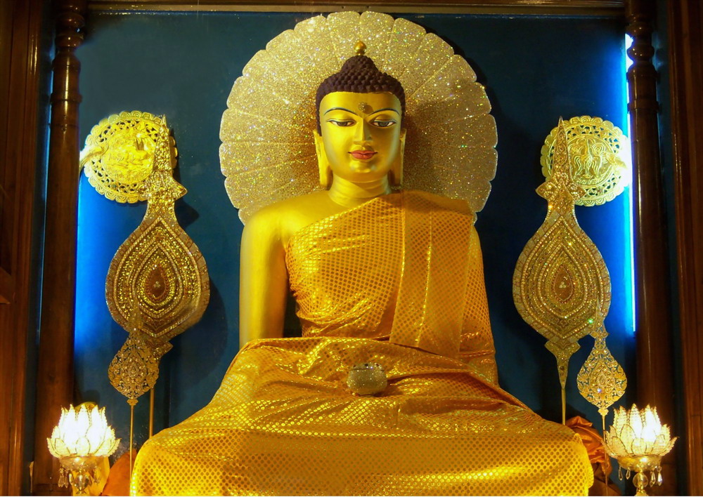 印度菩提迦耶─大菩提寺─釋迦牟尼佛聖像7.jpg