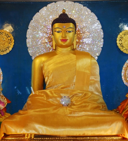 印度菩提伽耶大菩提寺釋迦牟尼佛聖像.JPG