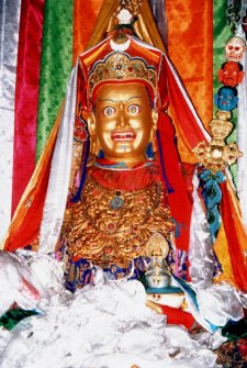 慈誠羅珠堪布: 藏傳佛教—寧瑪派 (伏藏與伏藏品)