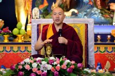 堪欽慈誠羅珠仁波切 對台灣佛教界的誠摯呼籲:我們要把聞思修行變成一個風氣